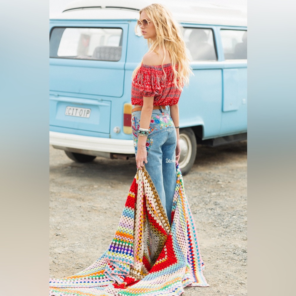 RARE! Spell and the Gypsy Flower Child Jeans - Picture 3 of 10